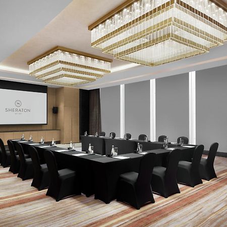 Sheraton Beijing Lize Hotel Екстериор снимка