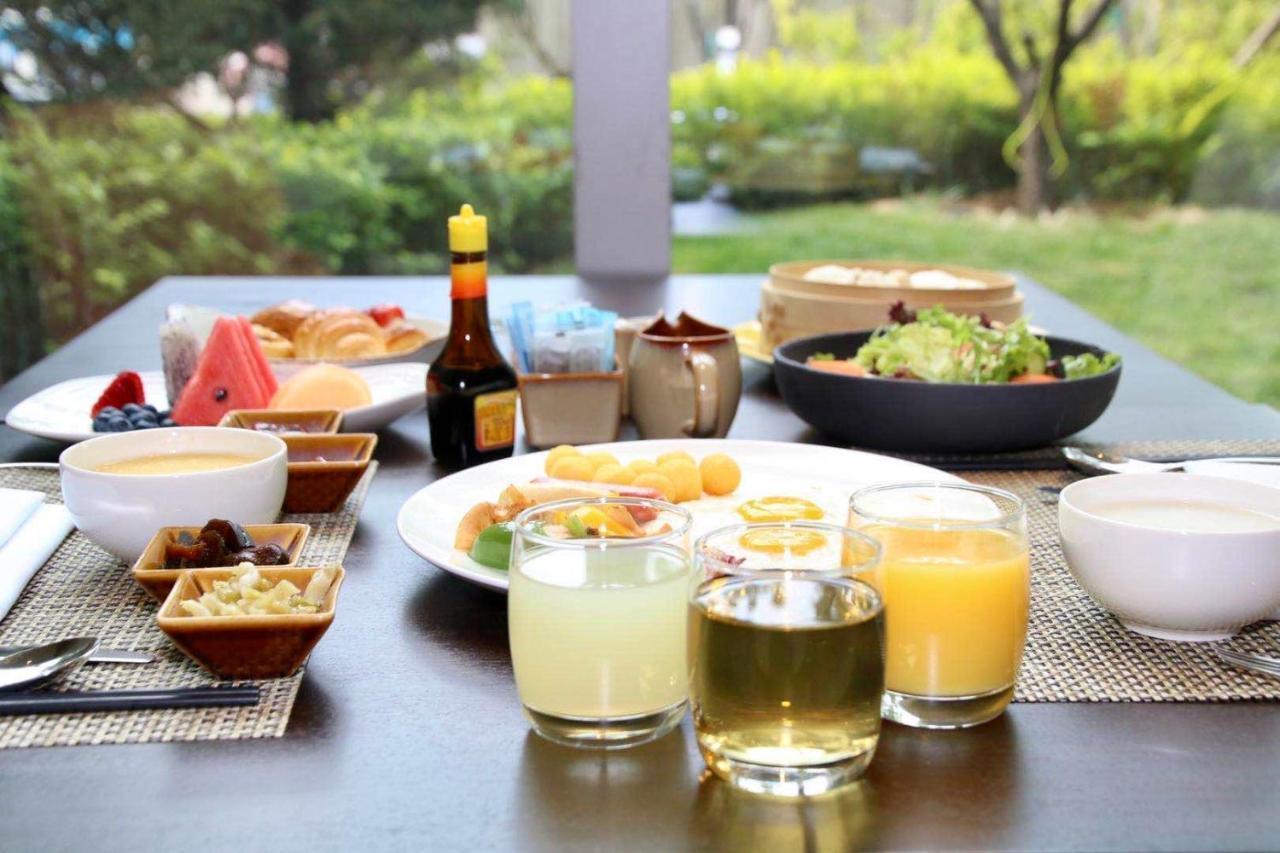 Sheraton Beijing Lize Hotel Екстериор снимка