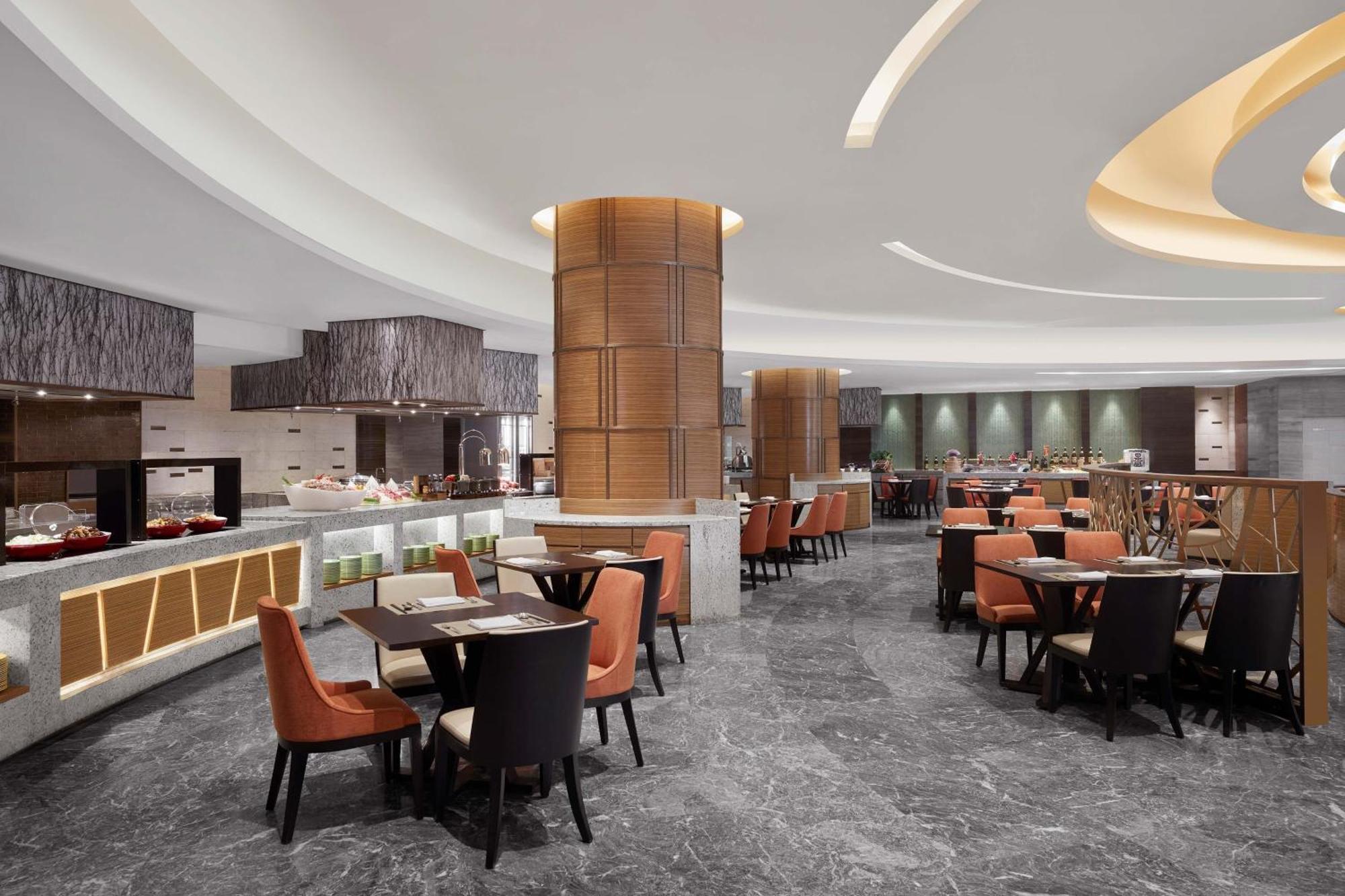 Sheraton Beijing Lize Hotel Екстериор снимка