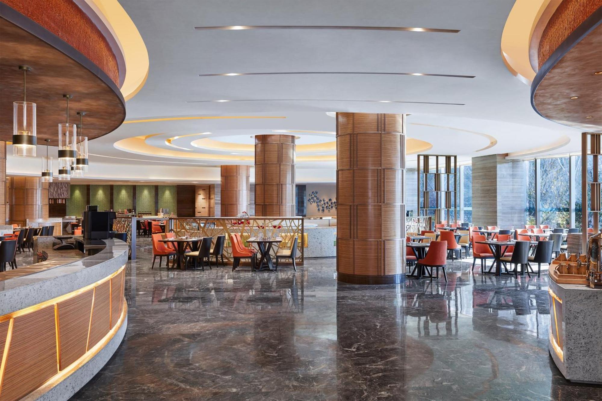 Sheraton Beijing Lize Hotel Екстериор снимка