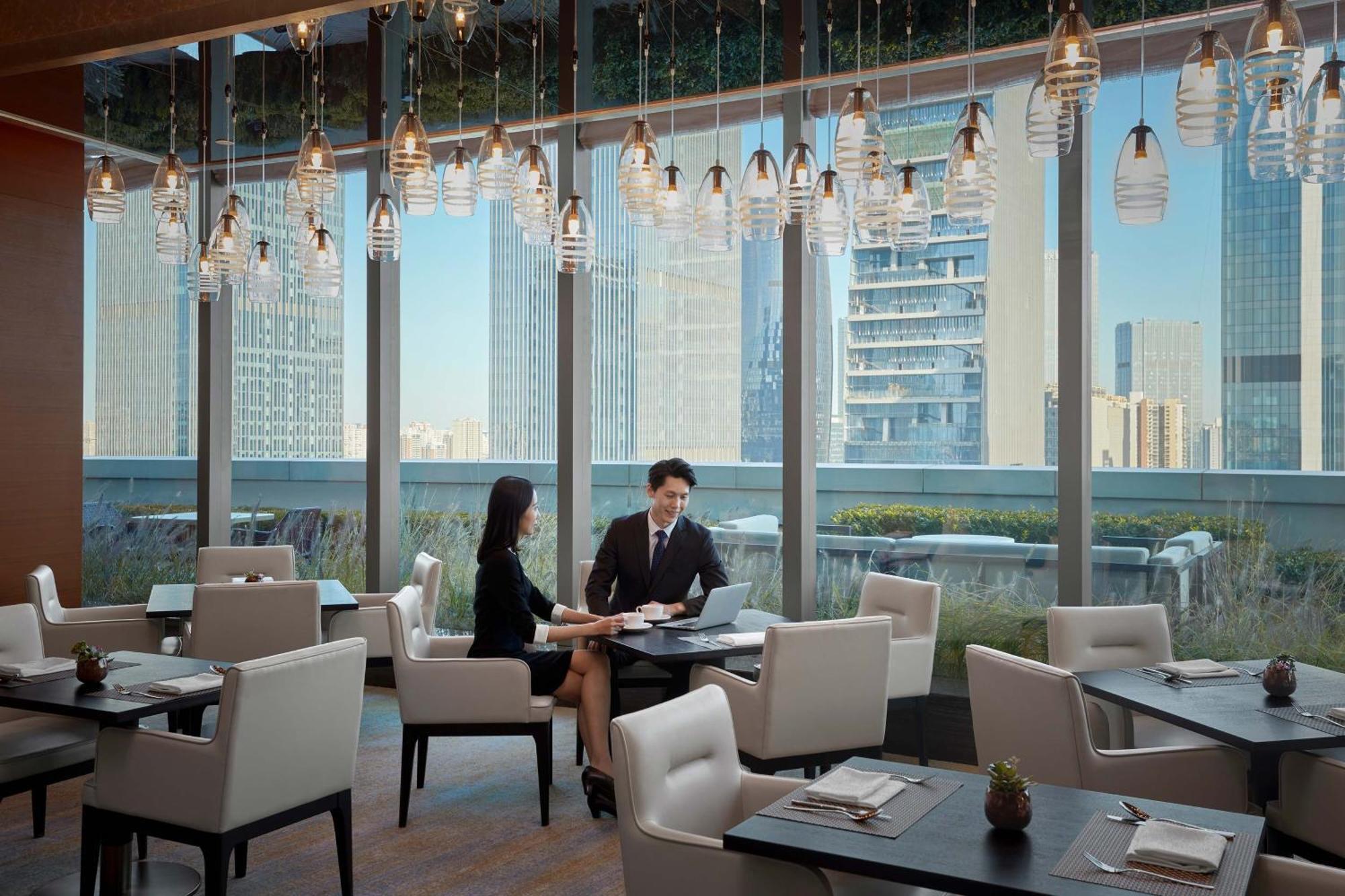 Sheraton Beijing Lize Hotel Екстериор снимка