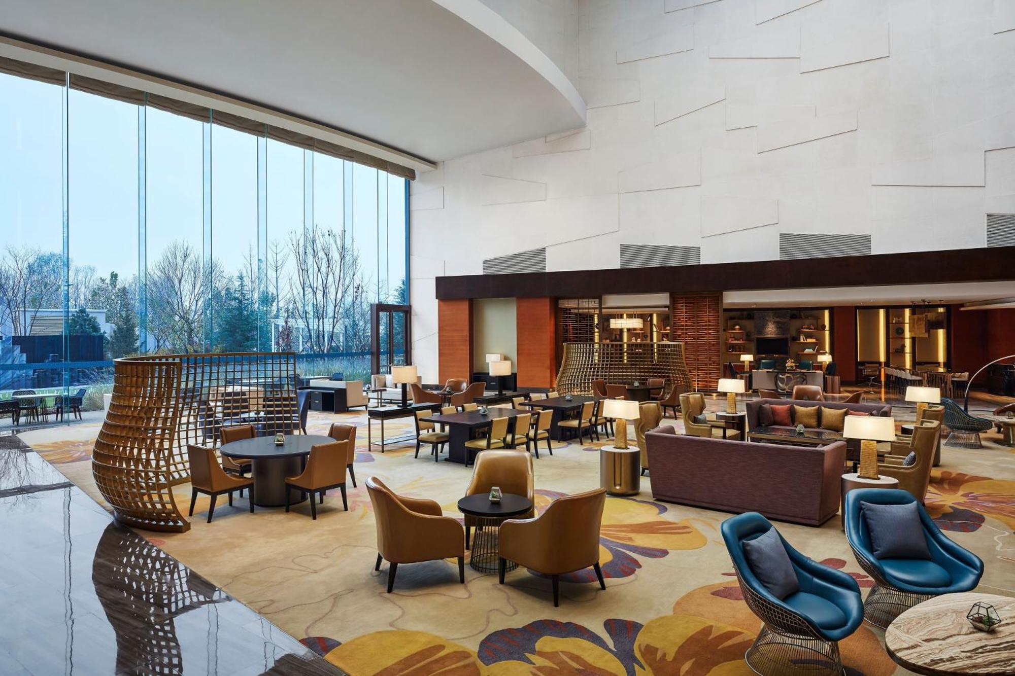 Sheraton Beijing Lize Hotel Екстериор снимка