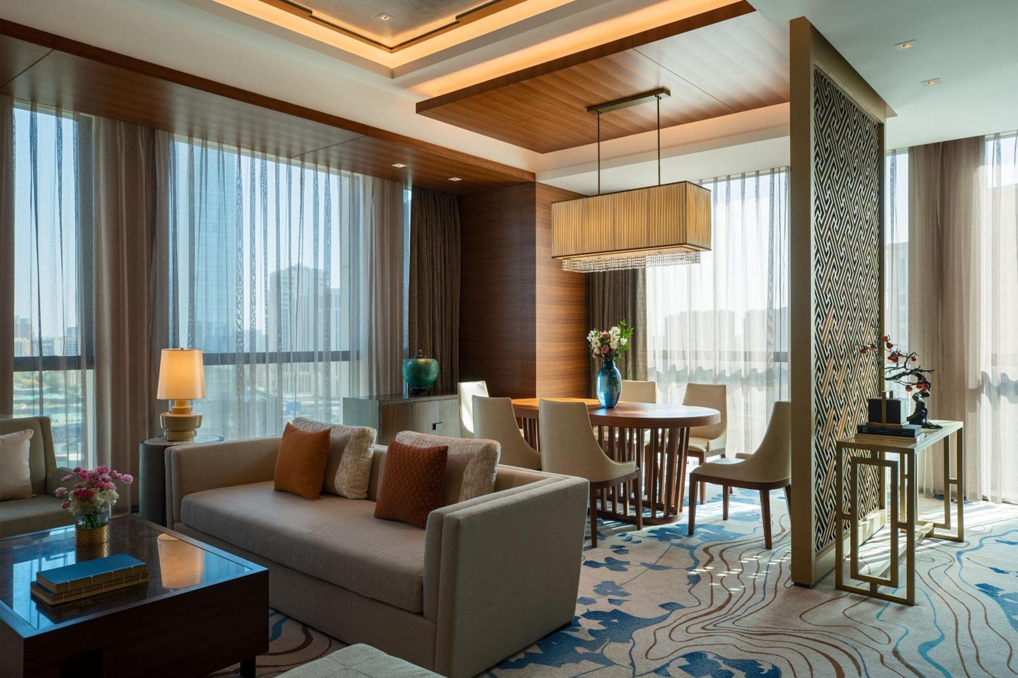 Sheraton Beijing Lize Hotel Екстериор снимка